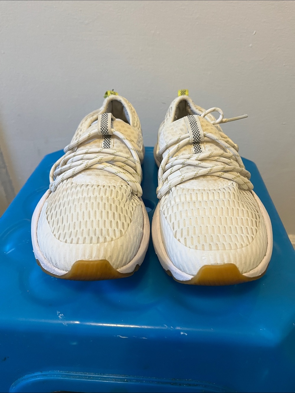 Woman White Mesh Sneakers with Gum-Tone Toe Accent